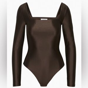 Babaton Satinette Squareneck Longsleeve Bodysuit